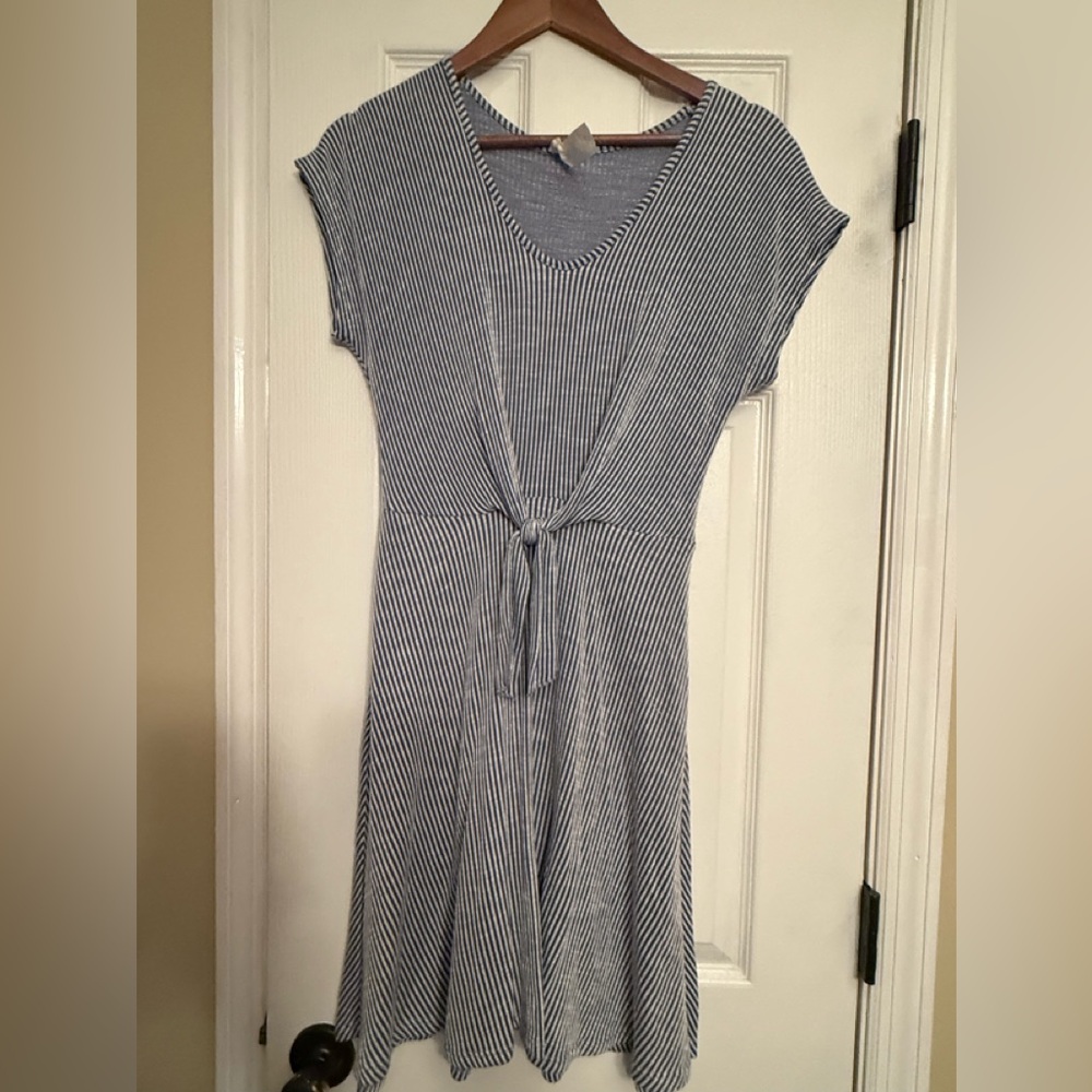 Caution to the Wind Striped Blue White Women's Dress medium Anthropologie $68